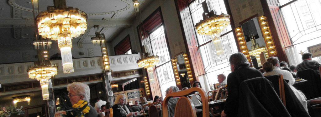 Kaffeehäuser: Café Obecni Dum in Prag